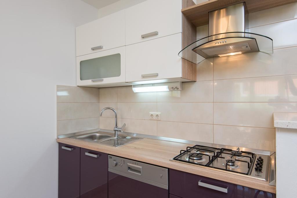 House Fidulic - Apartment The Lavender ลุมบาร์ดา ภายนอก รูปภาพ